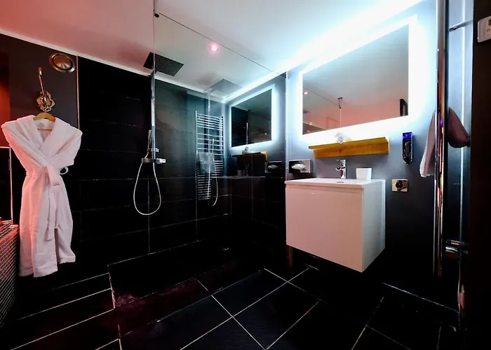 Centre - Welcome To * Руан