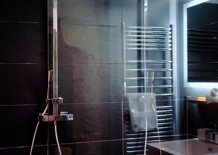 Centre - Welcome To Руан